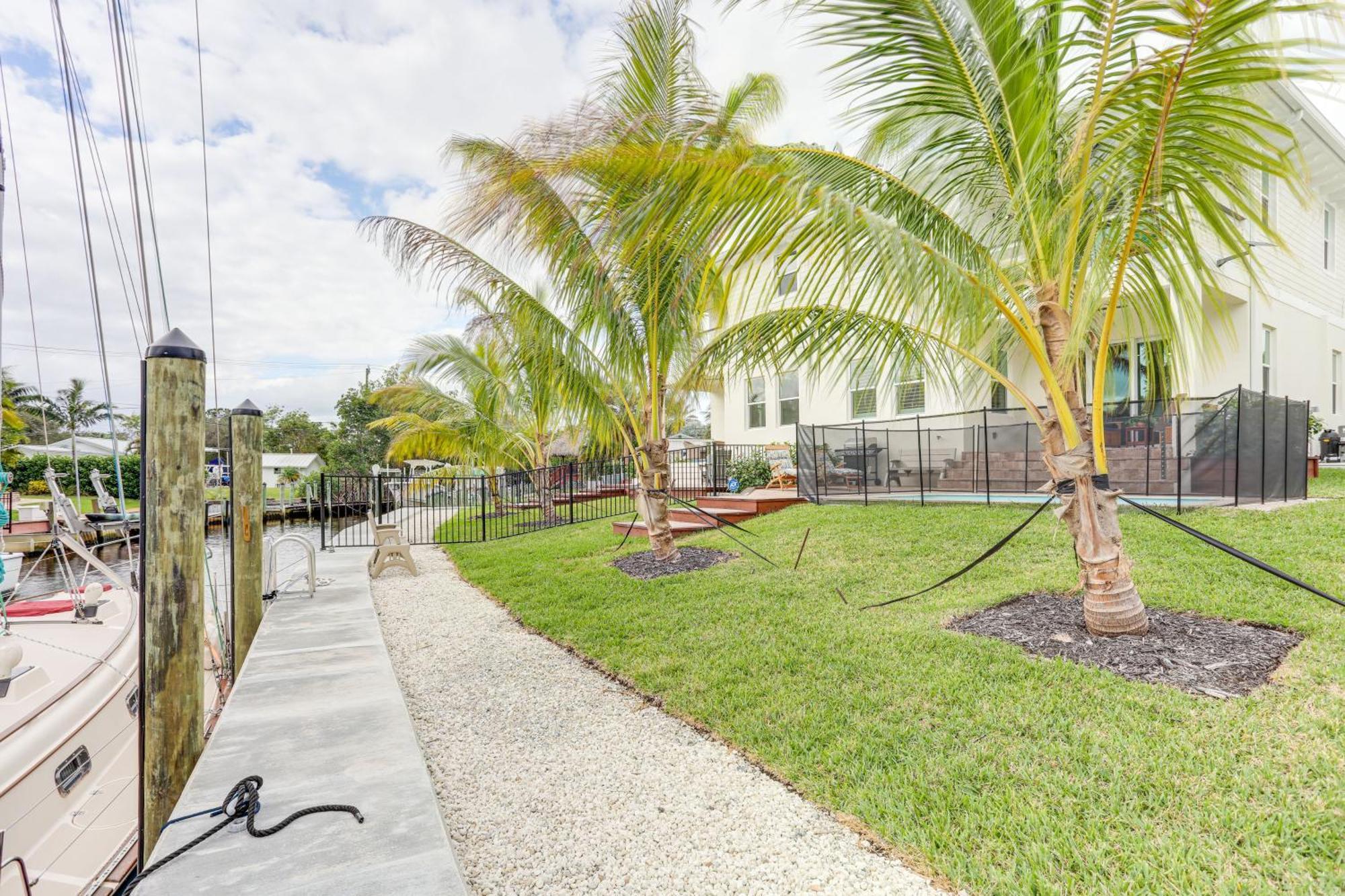 Waterfront Stuart Townhome With Private Pool! 외부 사진
